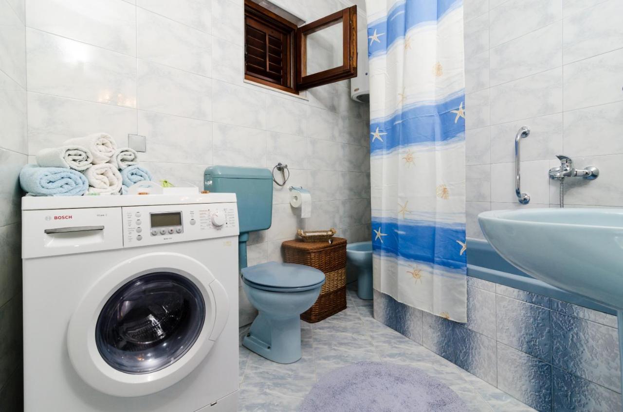 סלאנו Apartment Giovani מראה חיצוני תמונה